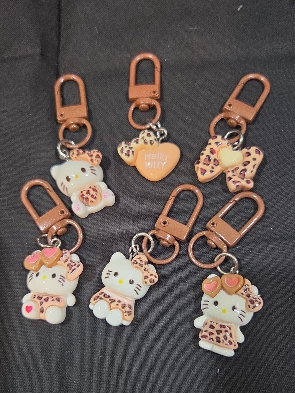 HELLO KITTY CHARMS